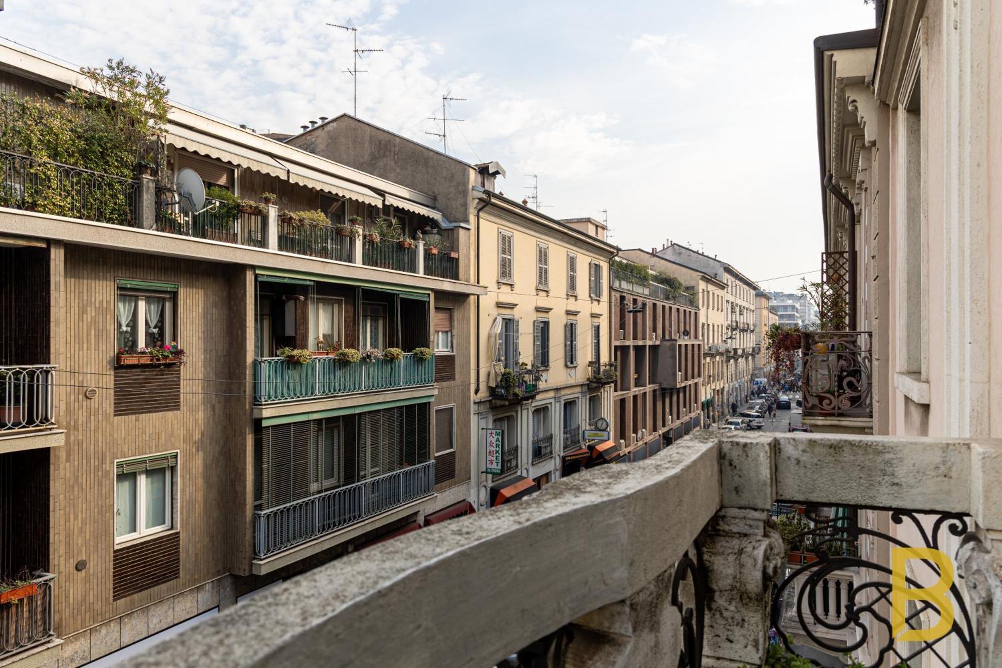 Beplace Apartments In Chinatown ミラノ エクステリア 写真